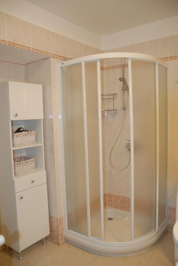 Apartment Bozic Opatija Ngoại thất bức ảnh