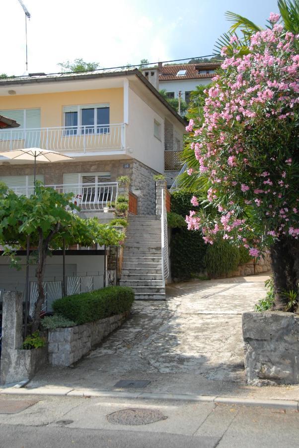Apartment Bozic Opatija Ngoại thất bức ảnh
