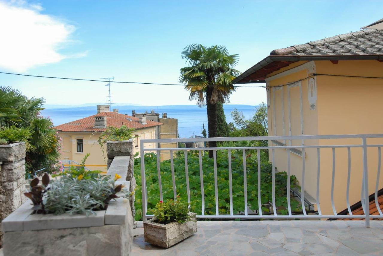 Apartment Bozic Opatija Ngoại thất bức ảnh