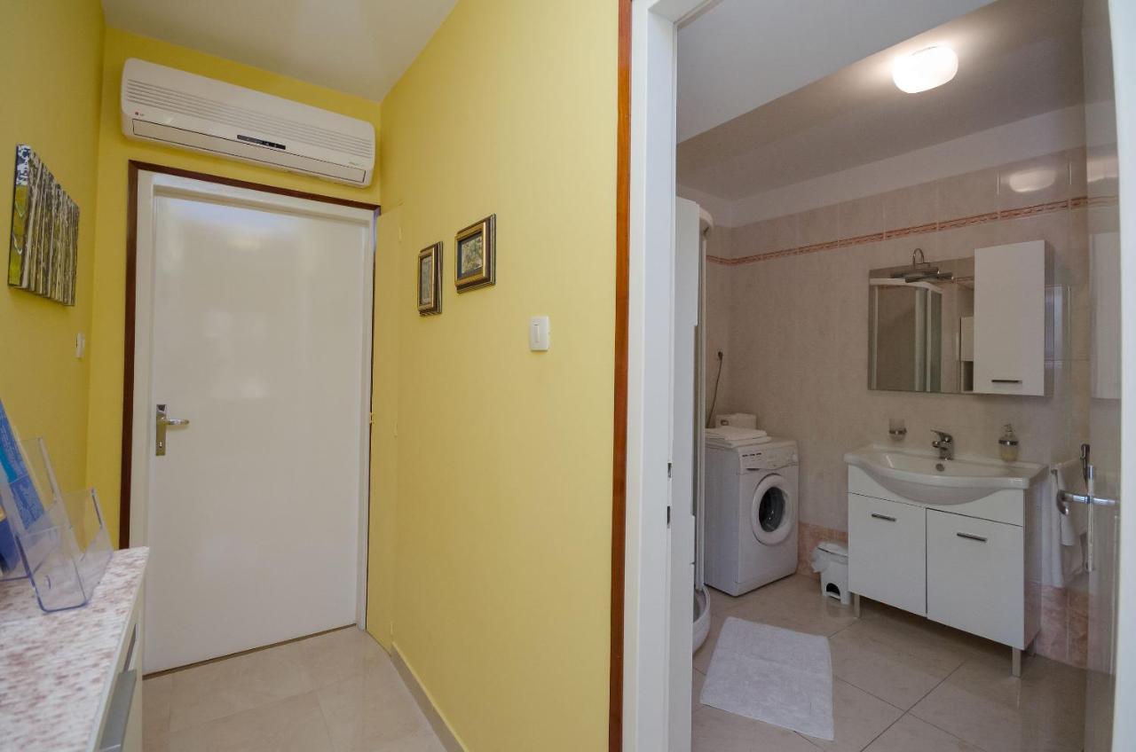 Apartment Bozic Opatija Ngoại thất bức ảnh